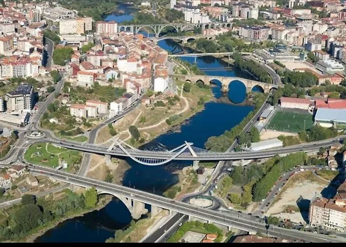Apartamento A Pia Da Moura Ourense